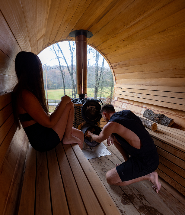Romantic nature amenities at Valley Bear Farms