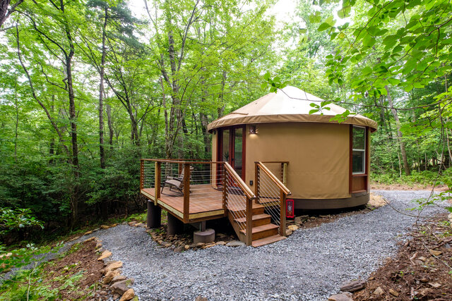 Creekside Yurt photo 9