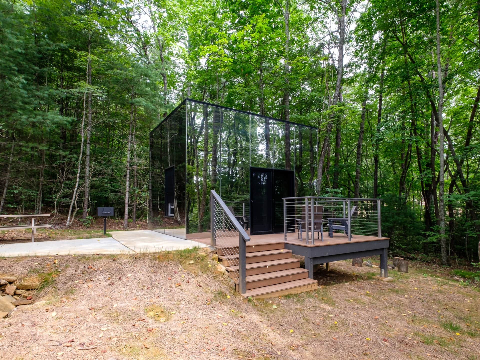 Mirror Cabin photo 1
